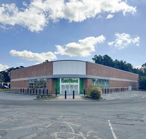 Primary Photo Of 1517 Holland Rd, Suffolk Drugstore For Sale