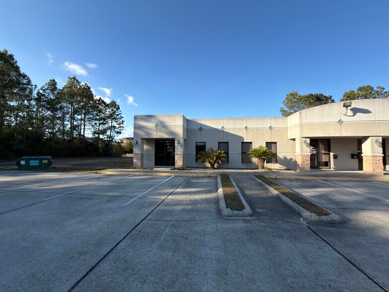 More Photos Of 993 Tommy Munro Dr, Biloxi Office For Sale