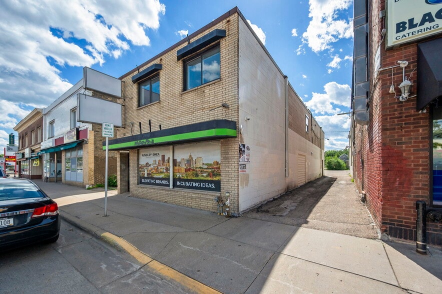 More Photos Of 735-737 Snelling Ave N, Saint Paul Storefront Retail Office For Lease