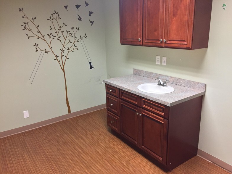 More Photos Of 2700 N Bellflower Blvd, Long Beach Medical For Lease