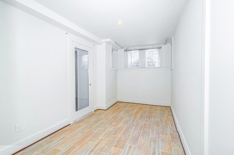 More Photos Of 1755 18th St Nw, Washington Apartments For Sale