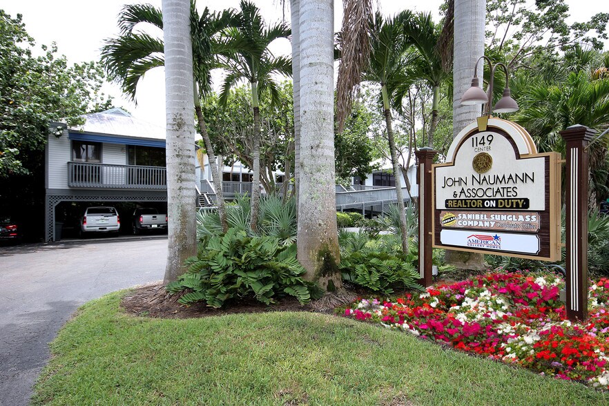 More Photos Of 1149 Periwinkle Way, Sanibel Office For Lease