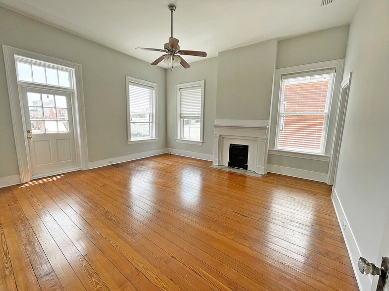 More Photos Of 7 N Claiborne St, Mobile Loft Creative Space For Lease