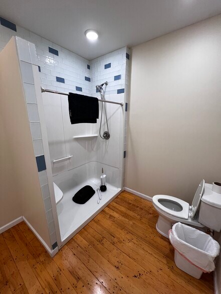 More Photos Of 1 S Main St, Granite Falls Warehouse For Sale