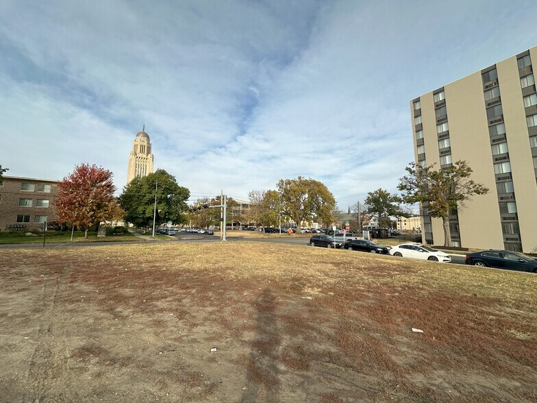 More Photos Of 602-610 S 17th St, Lincoln Land For Sale
