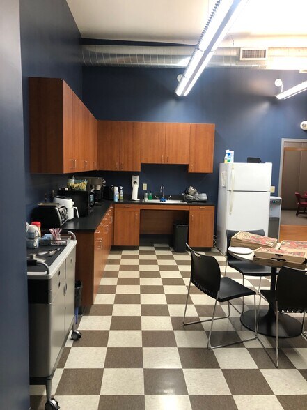 More Photos Of 200 S Elm St, Greensboro Loft Creative Space For Lease