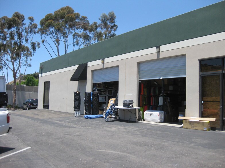 More Photos Of 4060 Morena Blvd, San Diego Showroom For Lease