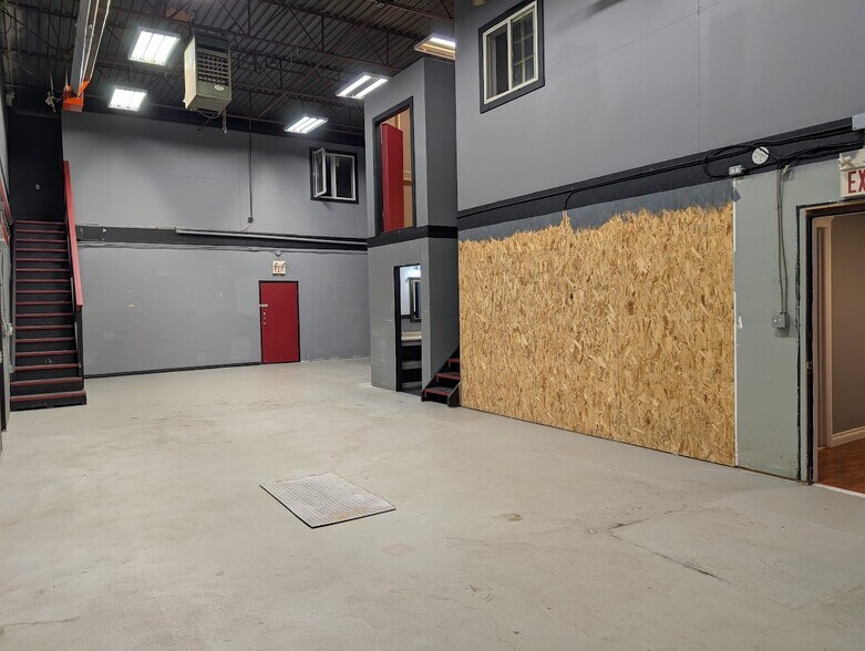 More Photos Of 235 MacKay Cres, Wood Buffalo Warehouse For Lease