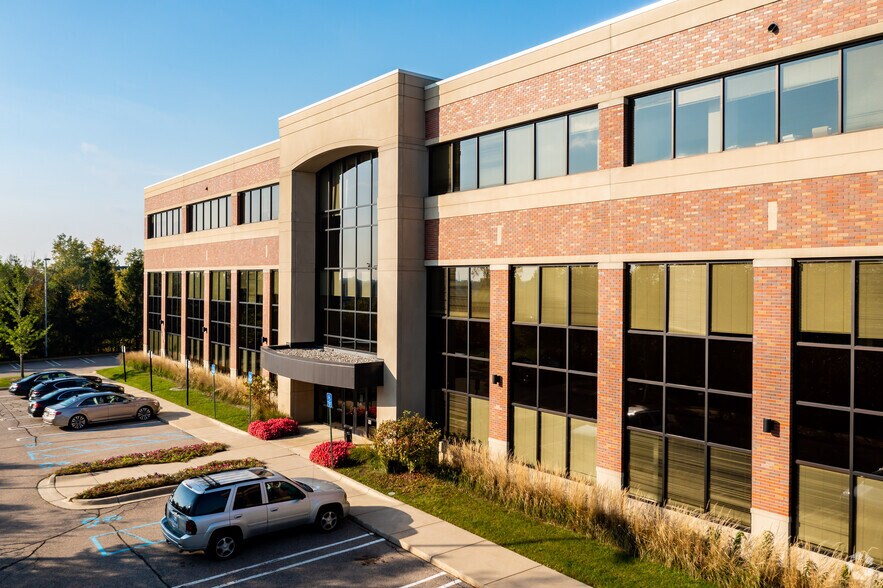More Photos Of 17430-17436 College Pky, Livonia Office For Lease