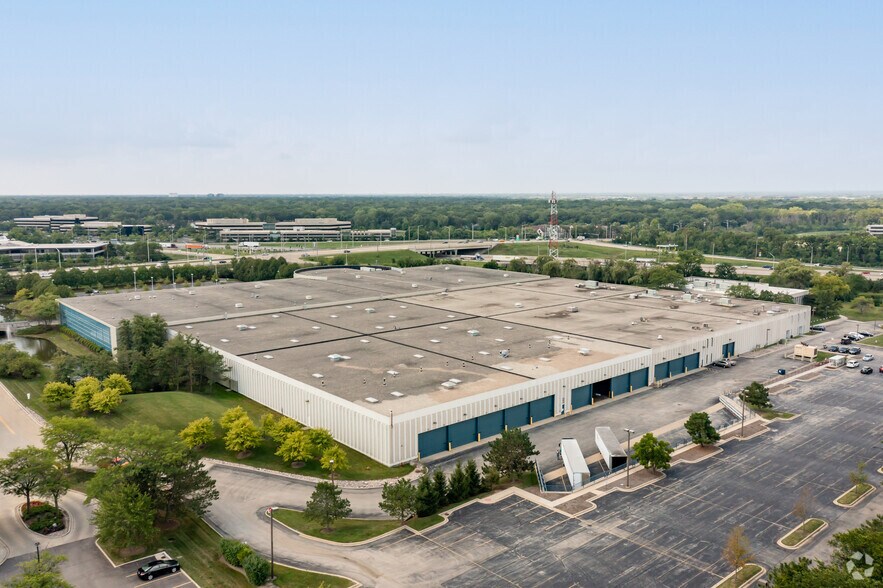 More Photos Of 2800 Lakeside Dr, Bannockburn Warehouse For Lease