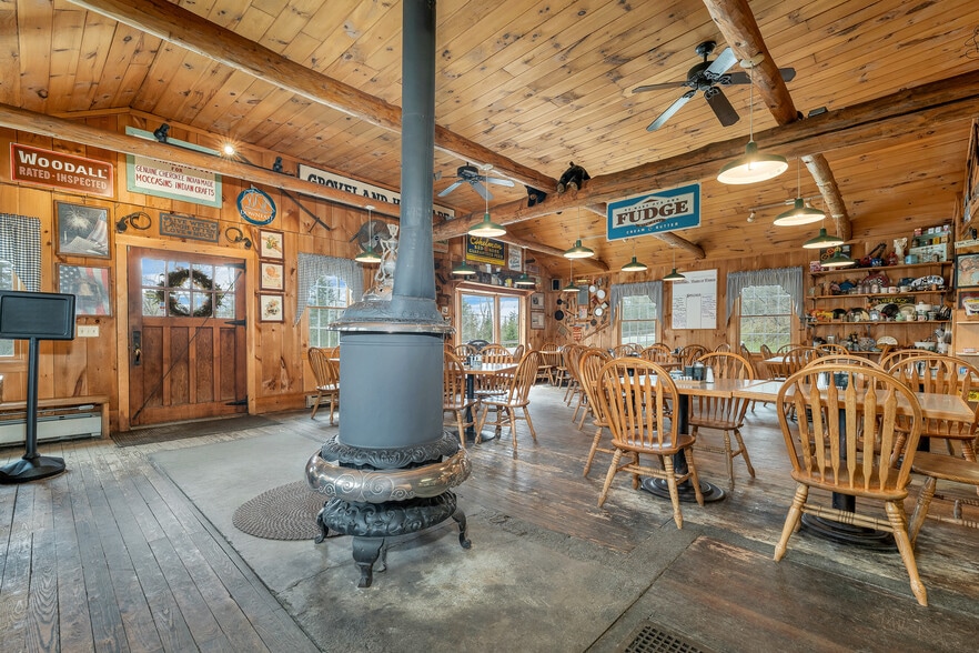 More Photos Of 1955 Presidential Hwy, Jefferson Restaurant For Sale