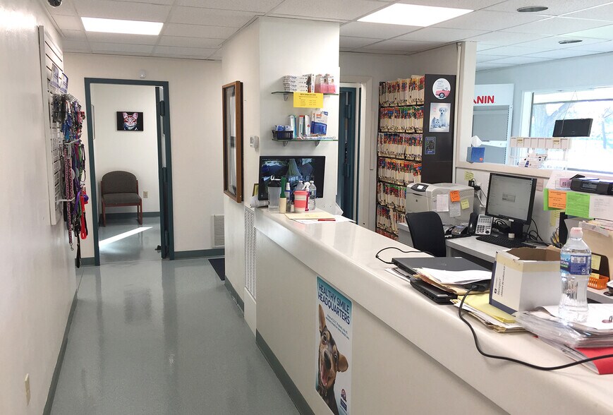 More Photos Of 7530 Mineral Point Rd, Madison General Retail For Sale