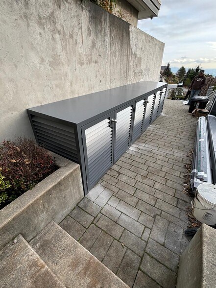 More Photos Of 11538 132A St, Surrey Warehouse For Sale