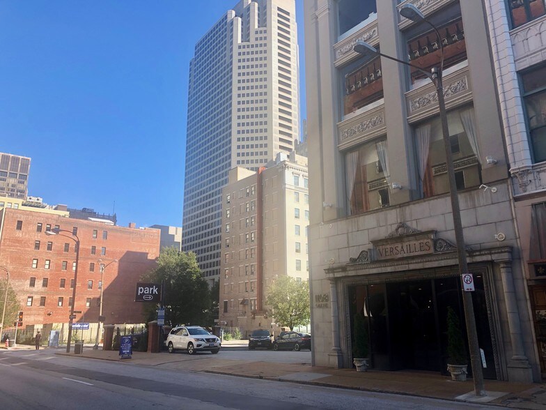 More Photos Of 1108 Olive St, Saint Louis Office For Sale