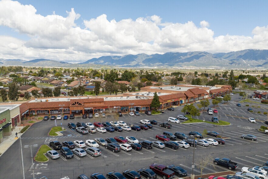 More Photos Of 2008-2026 N Riverside Ave, Rialto Unknown For Lease