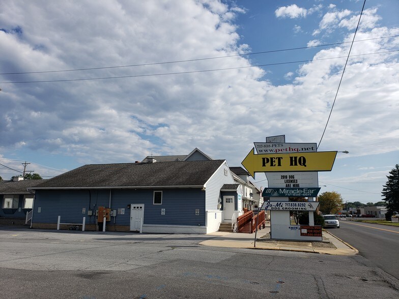 More Photos Of 501 E Main St, Palmyra Freestanding For Lease