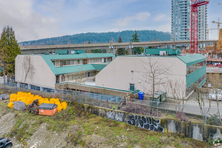 More Photos Of 504 Cottonwood Ave, Coquitlam Office For Lease