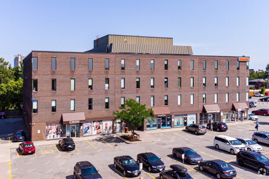 More Photos Of 2249 Carling Ave, Ottawa Office For Lease