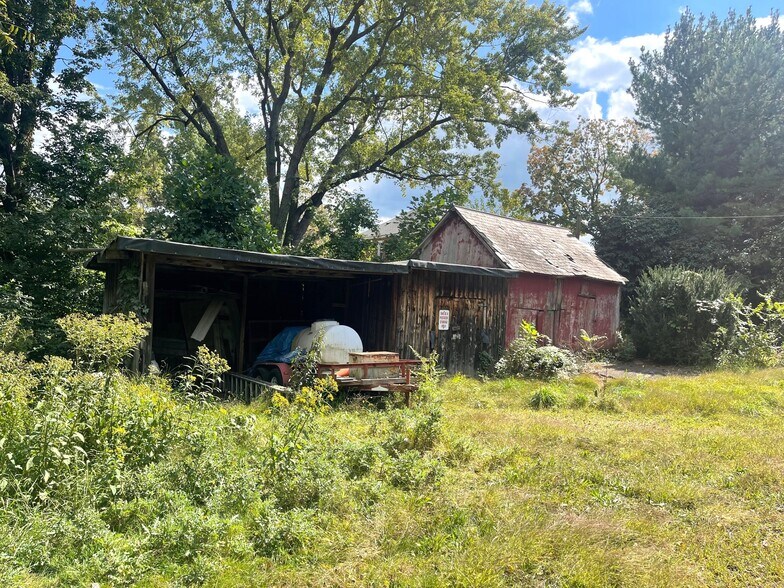 More Photos Of 2807 Columbus Rd NE, Canton Land For Sale