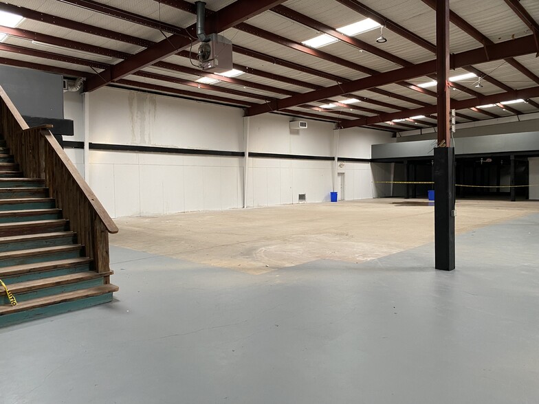 More Photos Of 119 E Us-80 Hwy, Forney Freestanding For Sale