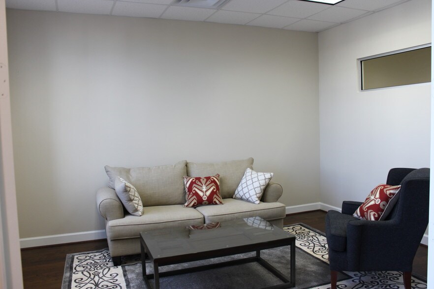 More Photos Of 440 Cobia Dr, Katy Medical For Lease