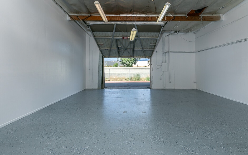 More Photos Of 24646 Redlands Blvd, Loma Linda Storefront For Sale