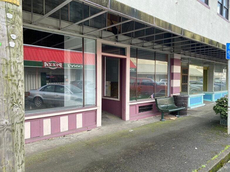 More Photos Of 57 N Adams St, Coquille Apartments For Lease