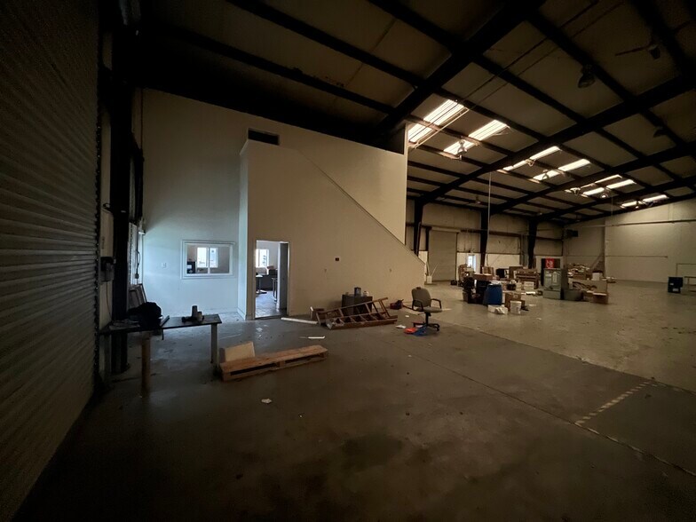More Photos Of 257 Confederate Ave, Jasper Warehouse For Lease