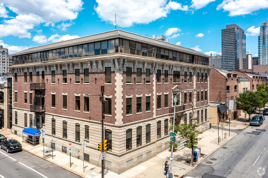 Primary Photo Of 2133 Arch St, Philadelphia Office For Lease