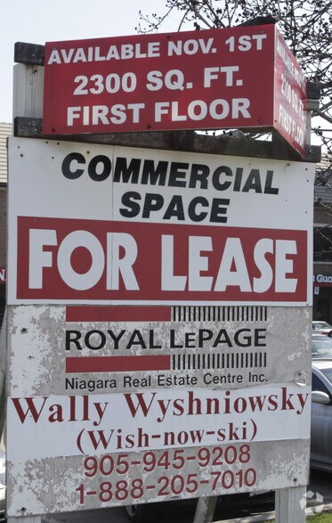 More Photos Of 155 Main St E, Grimsby General Retail For Sale