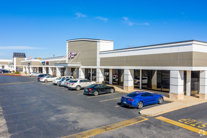 Primary Photo Of 13402-13486 San Pedro Ave, San Antonio Unknown For Lease