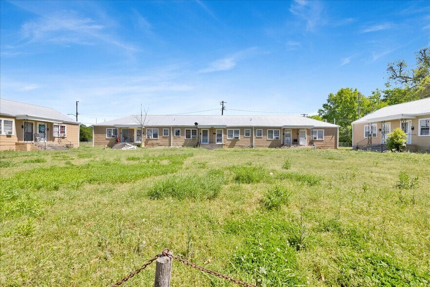 More Photos Of 3005 Avenue J, Birmingham Apartments For Sale