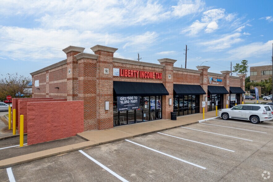 More Photos Of 6501-6887 Highway 6 N, Houston Unknown For Lease