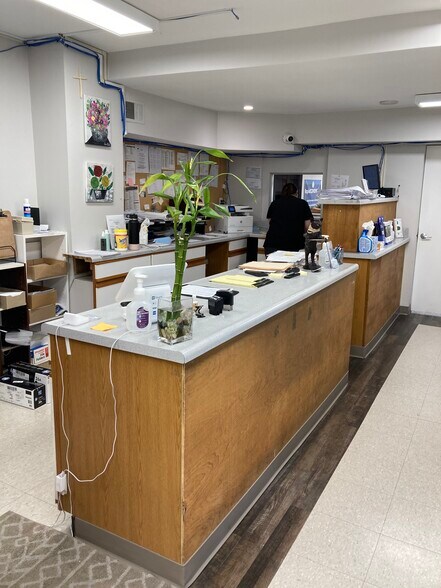 More Photos Of 137-139 Prospect St, Newark Medical For Sale
