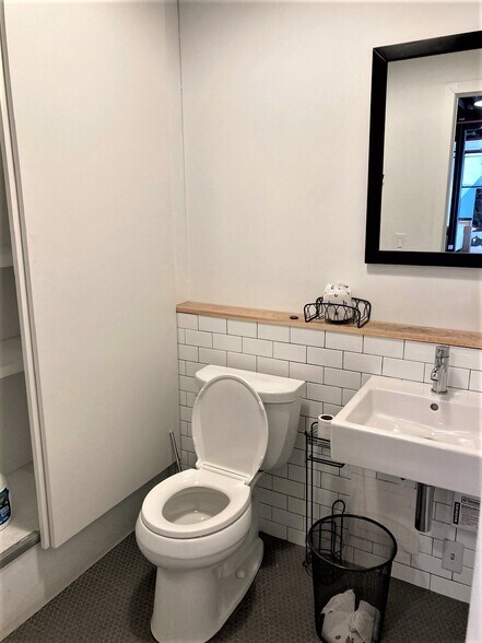 More Photos Of 168 7th St, Brooklyn Industrial For Lease