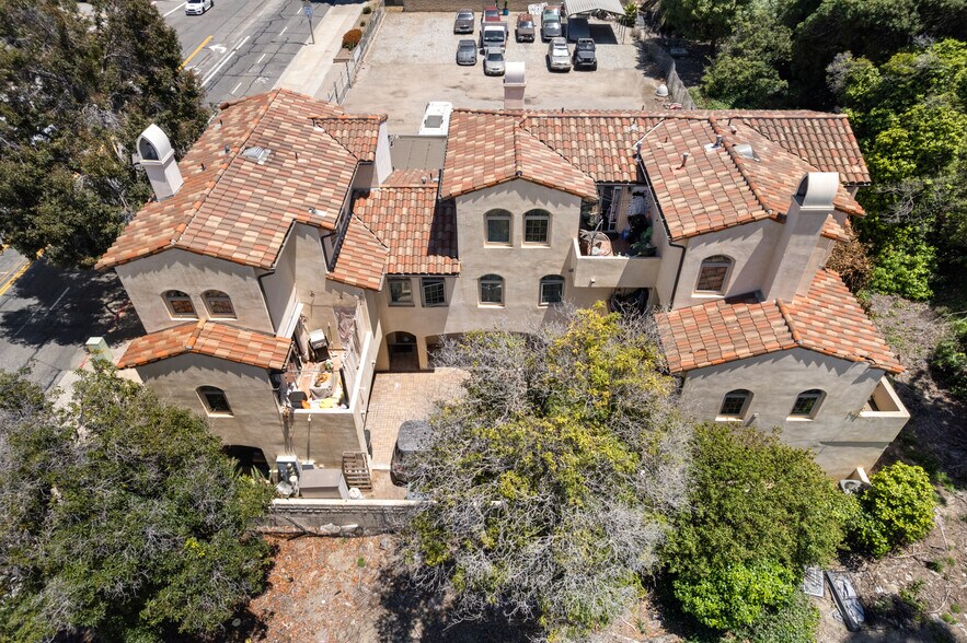 More Photos Of 42 E Thompson Blvd, Ventura Apartments For Sale