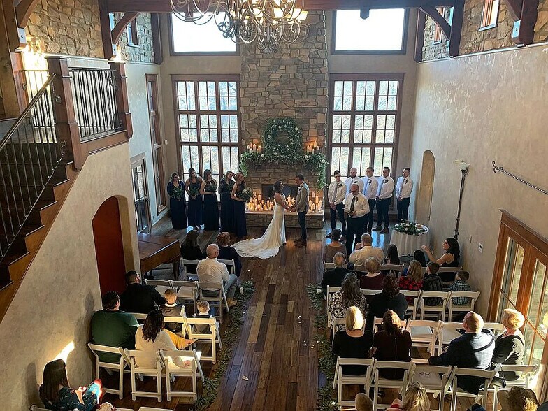 More Photos Of 126 Par Ln, Carl Junction Lodge Meeting Hall For Sale