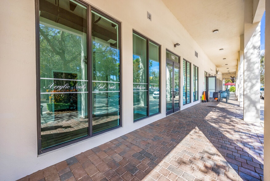 More Photos Of 17225 S Dixie Hwy, Palmetto Bay Storefront Retail Office For Lease