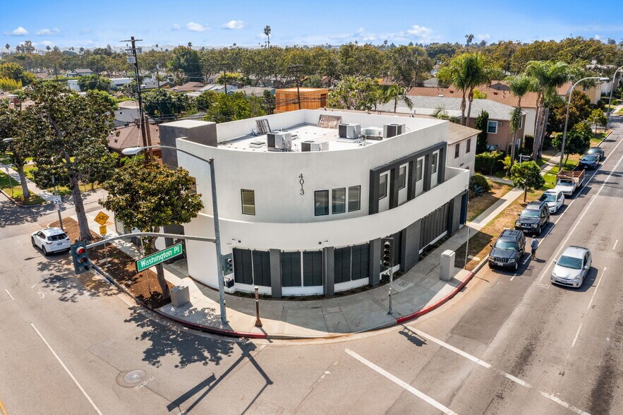 Primary Photo Of 4013 Sawtelle Blvd, Los Angeles Medical For Lease