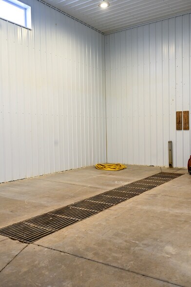 More Photos Of 23367 US 23, Circleville Industrial For Lease