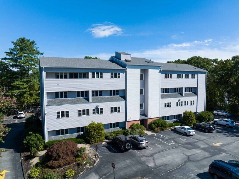 Primary Photo Of 1538 Turnpike St, North Andover Medical For Lease