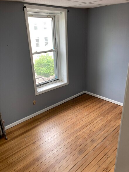 More Photos Of 102 East State Street, Ithaca Loft Creative Space For Lease