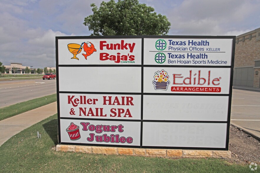 More Photos Of 721 E Keller Pky, Keller Unknown For Lease
