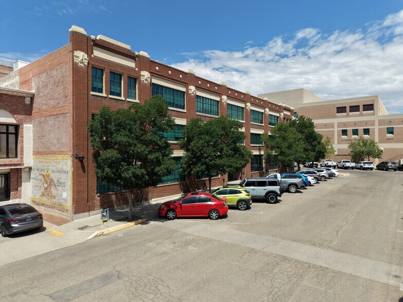 More Photos Of 211 N Florence St, El Paso Office For Lease