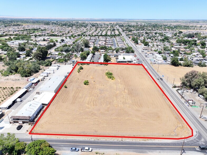 More Photos Of Brownstone Main Brownstone Road, Oakley Land For Sale