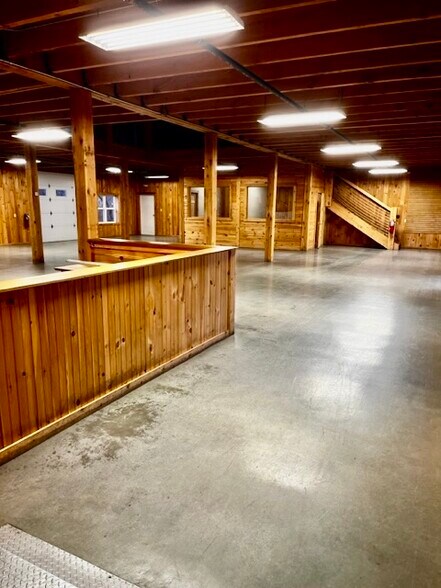 More Photos Of 6560 Anthony Dr, Victor Light Manufacturing For Lease