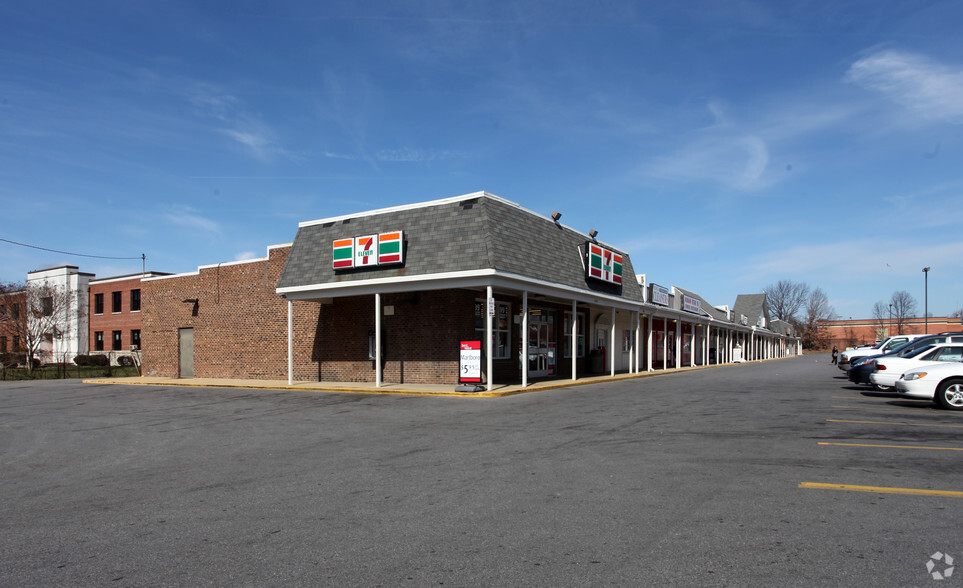 Primary Photo Of 6223-6285 Crain Hwy, La Plata General Retail For Lease