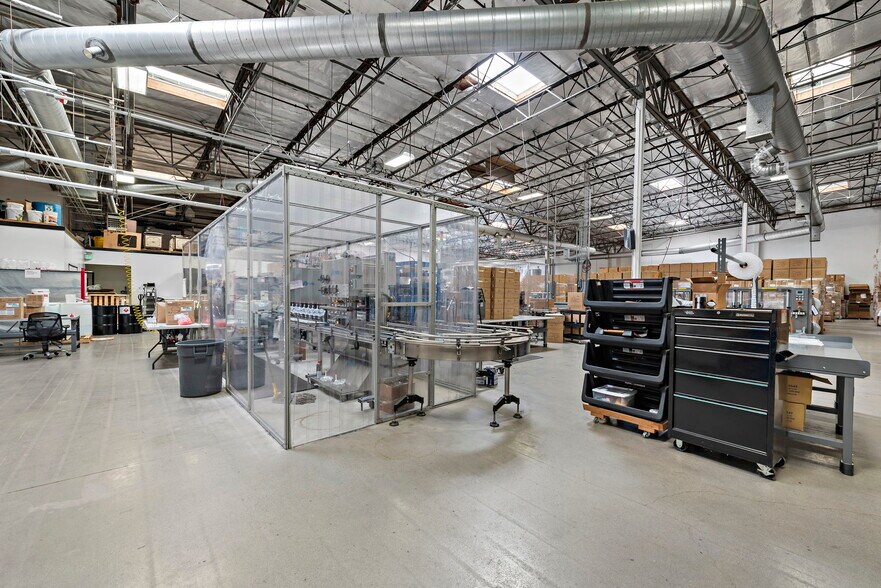 More Photos Of 20562 Crescent Bay Dr, Lake Forest Warehouse For Lease