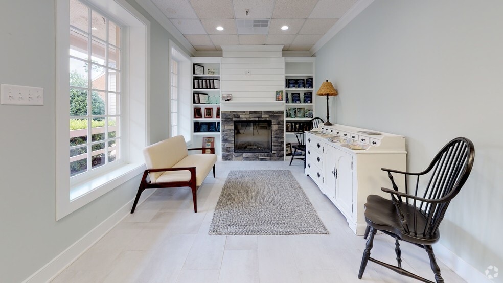 More Photos Of 3630 George Washington Mem Hwy, Yorktown Office For Sale