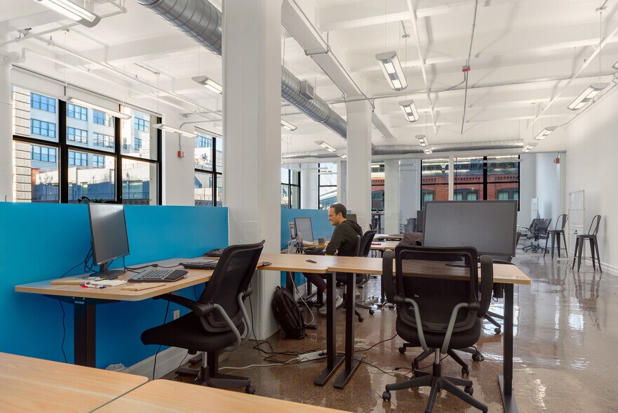 More Photos Of 55 Washington St, Brooklyn Office For Lease